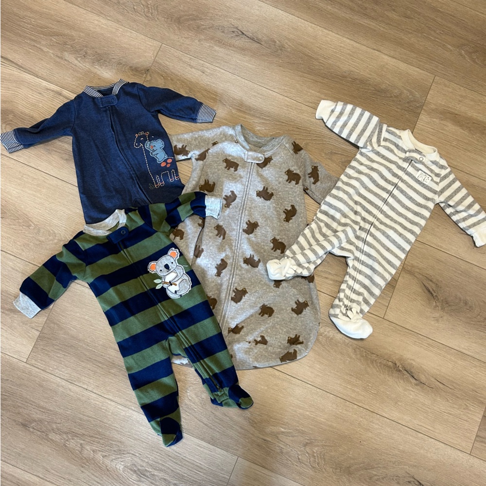 Bundle/Lot of Baby Footie PJs & Sleep Sack - 0-3 month EUC